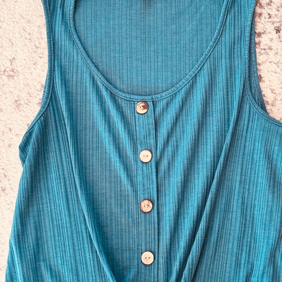 W5 Women's Sleeveless Tank Top Shirt SZ Medium - Picture 3 of 12